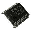 VIPER22A DIP-8